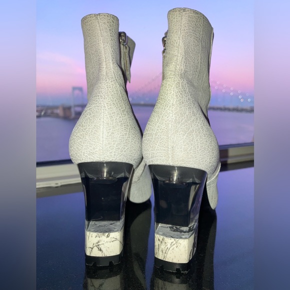 Pollini Designer Booties Soft White Leather See-Thru/Faux Marble Heels•|• Boots - Picture 2 of 9